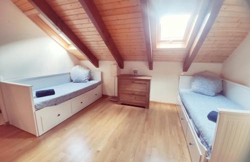 Villanua Apartment | Duplex Familiar Izarraitz