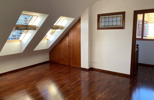 Gijon-Este Apartment | Duplex in the center of Gijon and 5 minutes walking from the beach