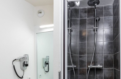 Tallard Apartment | Duplex in the heart of Tallard aerodrome