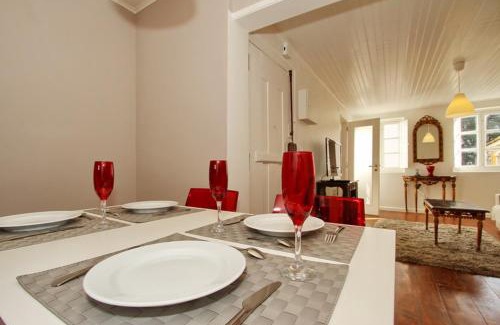 Socorro Apartment | Duplex Lisbon Castle Sao Jorge