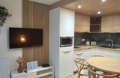Cauterets Apartment | Duplex lumineux - 40m2 - 2 chambres - Balcon terrasse - Parking - Entierement renové en Mai 2024