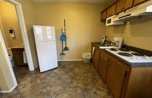 Denison Cabin | Duplex Style Cabin on Lake Texoma: Cabin 207
