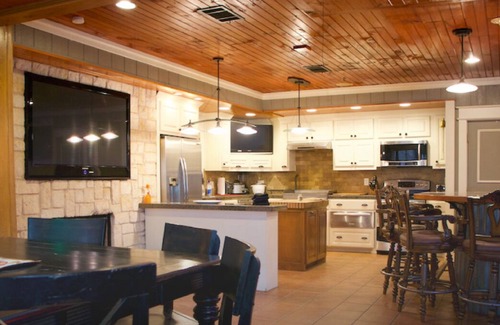 Denison Cabin | Duplex Style Cabin on Lake Texoma: Cabin 209
