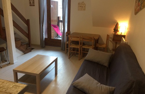 Bagneres-de-Luchon Apartment | Duplex T2 Cabin at the foot of the cable cars with parking