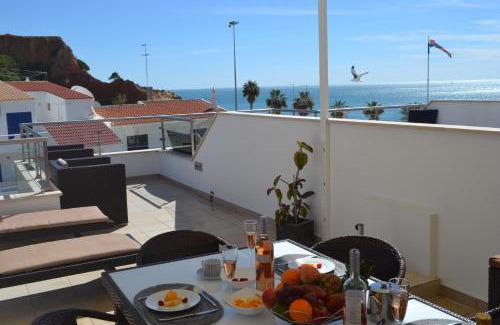 Olhos D'Agua House | Duplex - Varandas Do Mar Patricia
