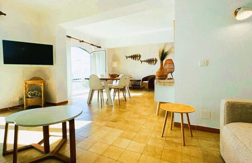 Cala Bona Apartment | Duplex Voramar Seafront MHM- wifi gratis