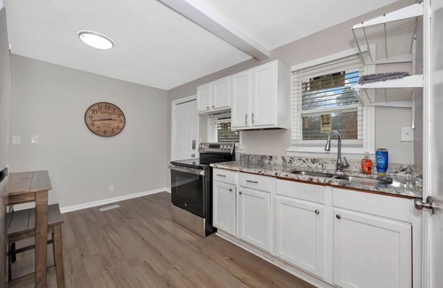 Redstone Arsenal Apartment | Duplex w/Office Space