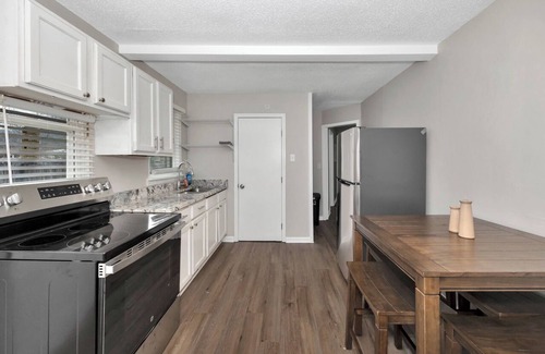 Redstone Arsenal Apartment | Duplex w/Office Space