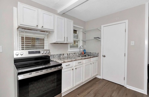 Redstone Arsenal Apartment | Duplex w/Office Space