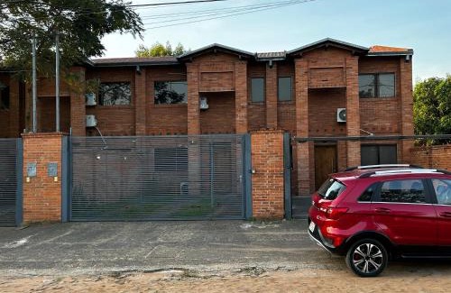 Luque House | Duplex Ycua San Carlos, Luque - a 10 minutos de Aeropuerto