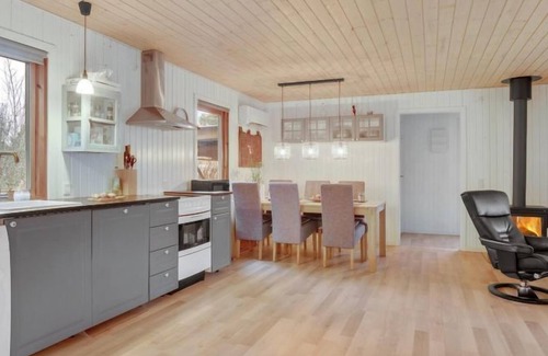 Kaldred House | "Duran" - 4.1km from the sea by Interhome