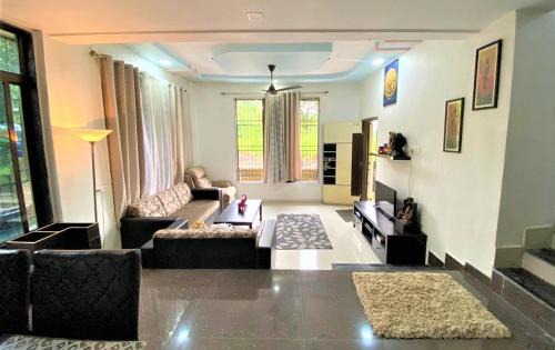 Murbad Apartment | Dwarka Holiday Home