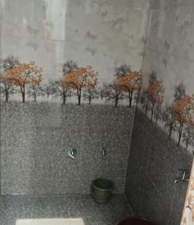Dwarka House | DWARKA HOME STAY AC rooms Hall For family only