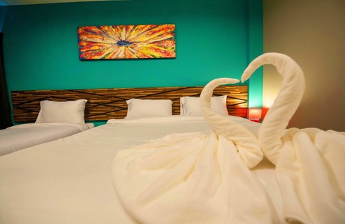 Racha Thewa Hotel | Dwella Suvarnabhumi
