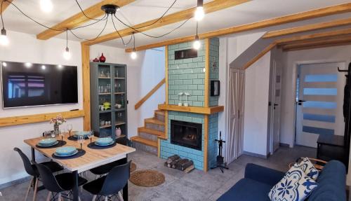 Sierakowice House | DWIE DAMY Na Gwizdówce 8