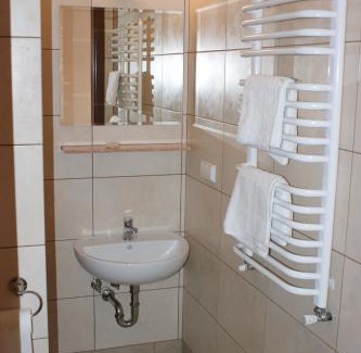 Skidzin House | Dworek Galicyjski