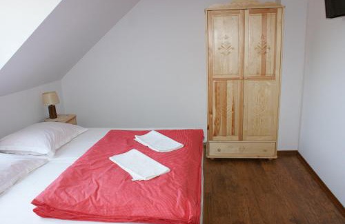 Skidzin House | Dworek Galicyjski