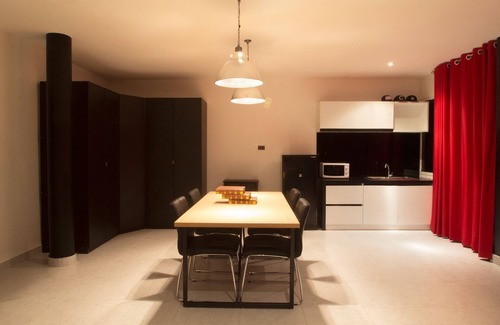 Nanai Road Apartment | Dydi Loft