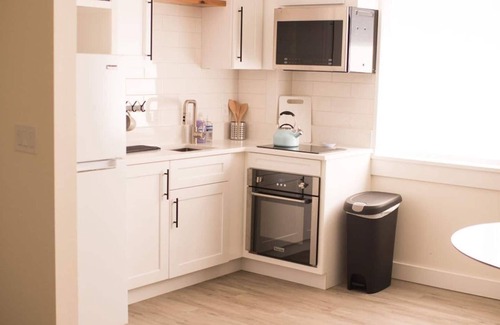 Dallesport House | E+H house - Views! Fast Wifi & Pet Friendly