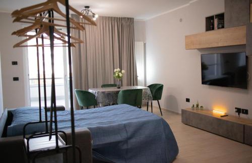 Naples Apartment | E-Twelve Apartment
