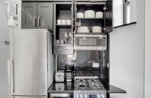 Alphabet City Apartment | E Village 2BR w WD nr great restaurants NYC-760