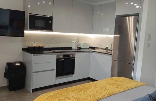 Gibraltar Apartment | E1 Studios, Sea & Beach Views, High Floor