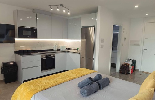 Gibraltar Apartment | E1 Studios, Sea & Beach Views, High Floor