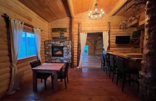 Tatla Lake Cabin | Eagle Bear Lodge