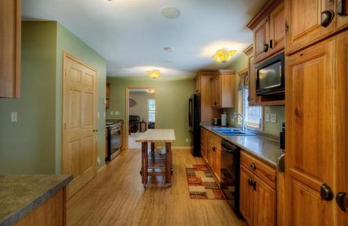 Custer House | Eagle Pine Lodge