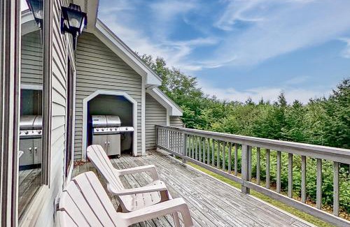 Intervale House | Eagle Ridge House