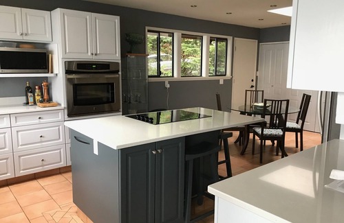 Pender Island House | Eagle Rock - Spacious Oceanfront - Family Friendly Home
