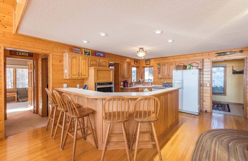 Fairview Township Cabin | Eagle's Nest on Gull Lake