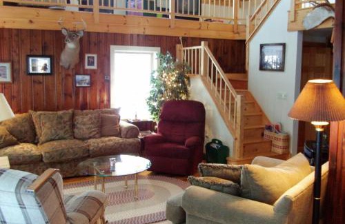 Greenville Ski Chalet | Eagle's Nest