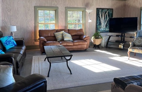 Newcastle House | Eagle’s View at Damariscotta Lake