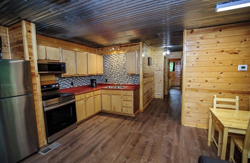 Broken Bow Cabin | Eagle's View- Broken Bow/Hochatown- 2bd