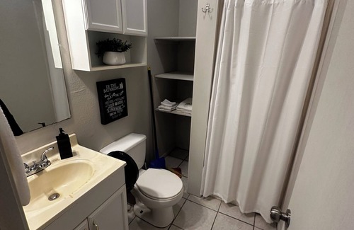 Eagle Pass Apartment | Eagle Stay Dainty Studio