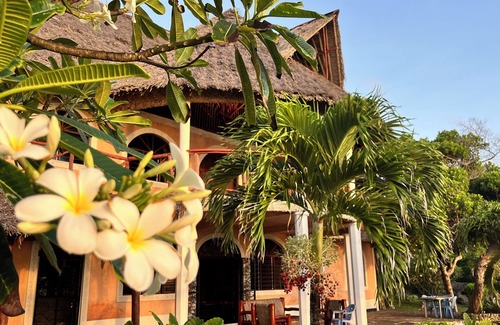 Shimoni House | Eagle Suite 38m2 in Villa 560 m2, Indian Ocean View