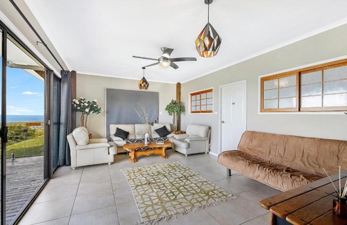 Moonee Beach House | Eagles Loft