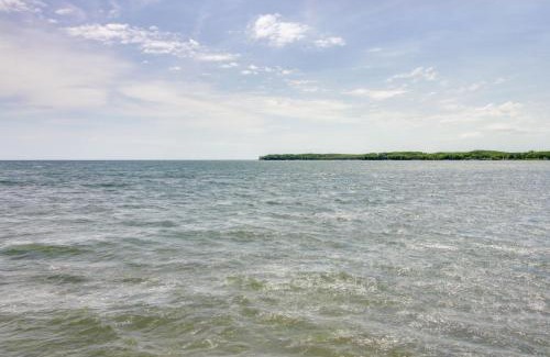 Garrison House | Eagles Nest Cabin on Mille Lacs Lake Boat and Fish