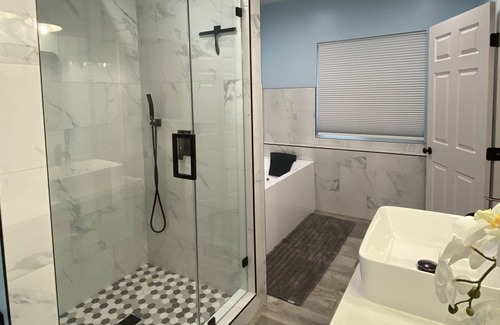 Wrightwood House | Eagles Suite