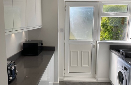 Gateshead House | Easedale - 2 Bdrm Sleeps 4 Ideal for Contractors