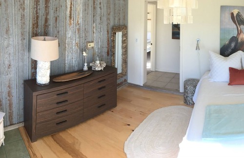 Vashon Island Cottage | Easily Accesible Beachfront Cottage with 100 feet of gorgeous, accessible beach