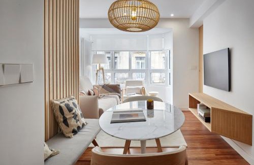 San Sebastian Centro Apartment | Easo Suite 18 by FeelFree Rentals