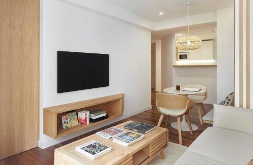 San Sebastian Centro Apartment | Easo Suite 18 by FeelFree Rentals
