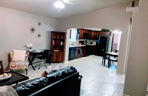 Biggs Field House | East El Paso home located near Hospitals and Highway. Mid term stays welcomed!