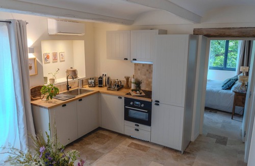 Saint-Julien-les-Rosiers Other | East-facing hideaway for 4: AC, WiFi, Pool, Tennis, Spa, and tranquil charm ★