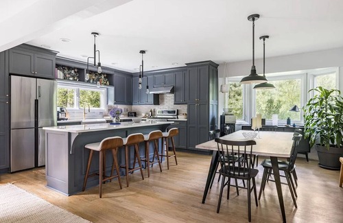 Northwest Harbor House | East Hampton Designer Beach House Main Beach 5 Mins Away Heated Pool