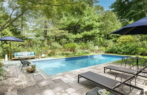 Northwest Harbor House | East Hampton Designer Beach House Main Beach 5 Mins Away Heated Pool