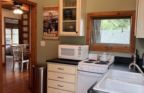 Okoboji Cabin | East Lake Okoboji lakeside cabin