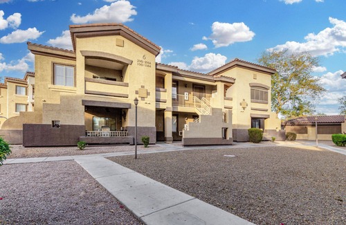 East Mesa Condo | East Mesa 2 Bedroom Condo in Gated Community with Pool, Hot Tub, and Balcony